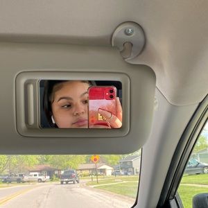 Meet your Posher, Allison